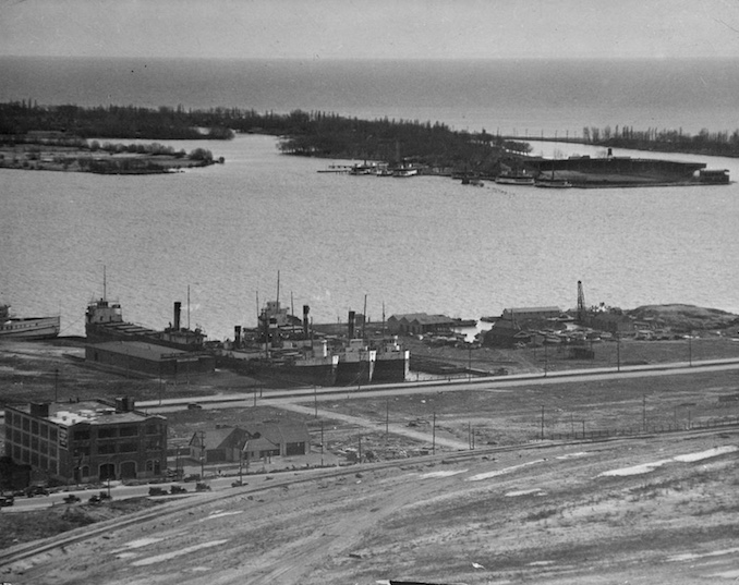 1923 - Toronto waterfront and Island