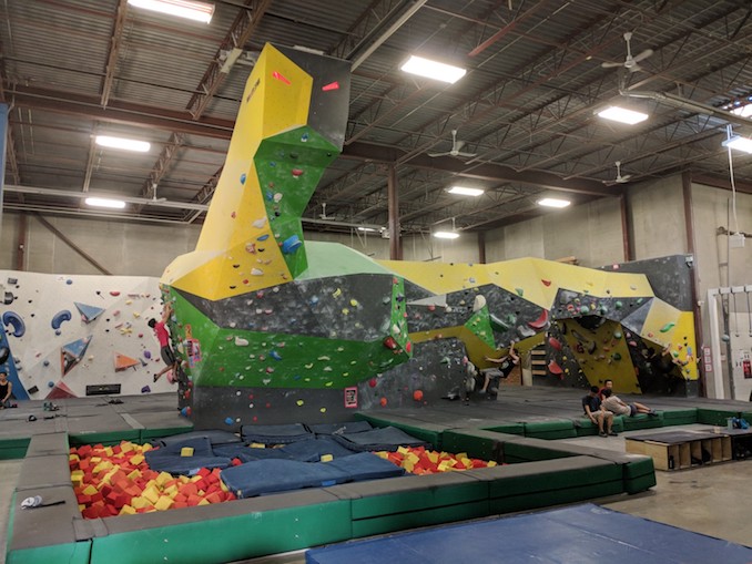 Hub Climbing Markham - rock climbing