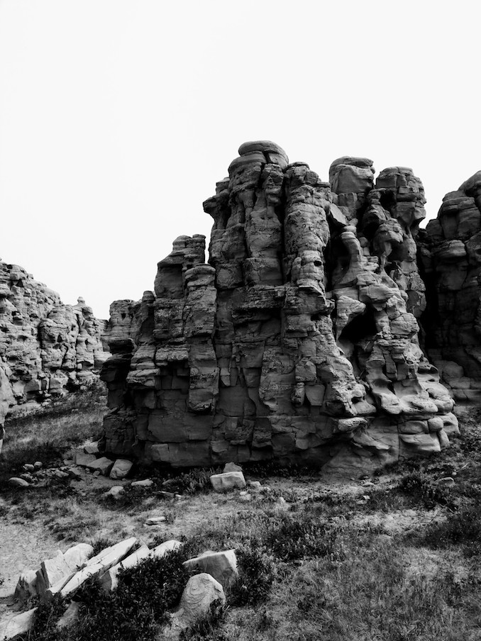 Looking at some hoodoos in southern Alberta. Doing some field recordings in the area.