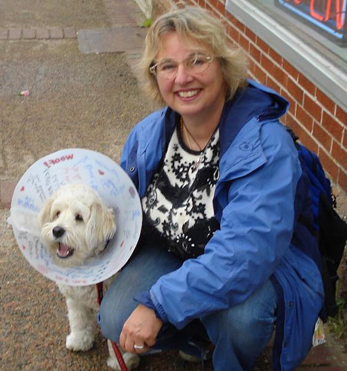 Nina Munteanu - Taking an early morning walk with Oli, the dog Nina is looking after