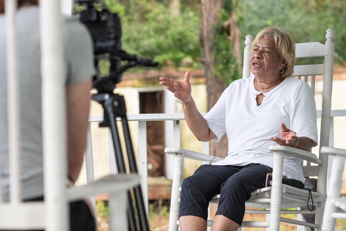 Interviewing Duplin County resident Elsie Herring about industrial farming pollution and environmental racism