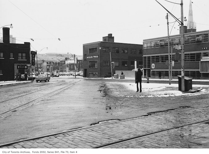 1972 - Dundas and Victoria copy