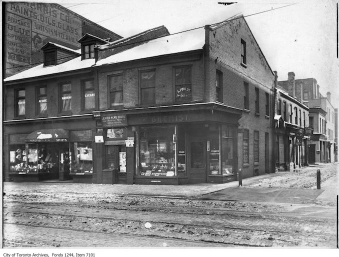 1920 - King Street at Leader Lane