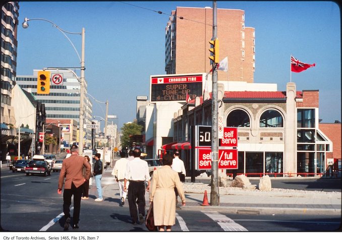 1980 - 1998 - Yonge Street north of Bloor - Canadian Tire