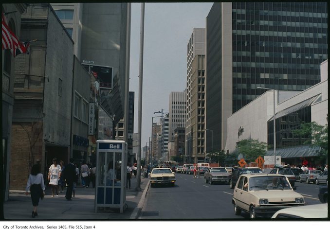 1983 - 1989 - Bloor looking west from west of Yonge