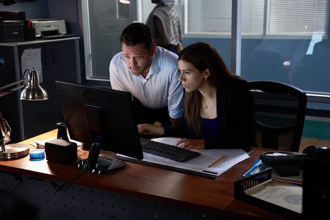 And just like that, hair and makeup have fixed me up and Jason Priestley appears next to me! Here we are filming an investigation scene for Private Eyes. As you can see, our characters are discussing some important information on the computer, but in fact there is nothing on that screen. That’s just how good at acting we are. #behindthescenes