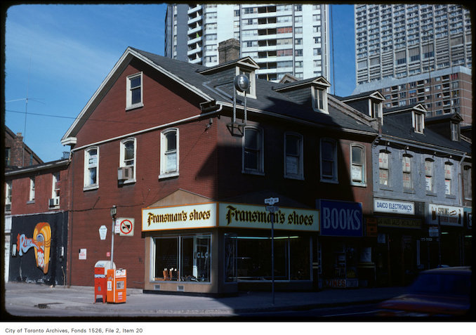 1975 - View of Fransman's shoes on the west side of Yonge Street at Irwin Avenue