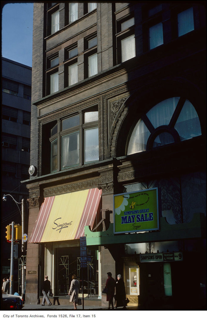 1977 - View of Simpson's at Yonge and Richmond Street corner