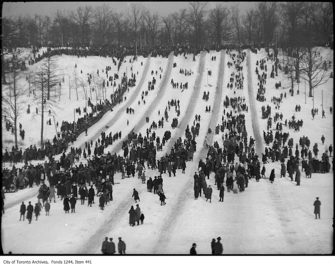 1910 - High Park toboggan runs