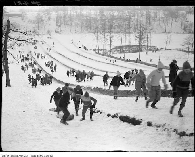 1912 - Toboggan runs, High Park