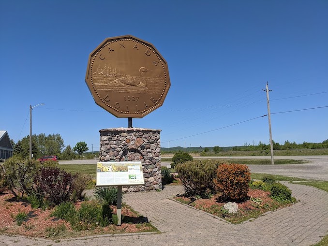 Next on the list is the Giant Loonie! Yes, a large Canadian dollar, still no match for the “Big Nickel” though!