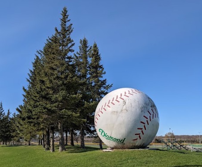 Now this one is debatable, because they say there’s another world’s largest baseball roadside attraction in Muscotah, Kansas. Here's the one Canada lays claim to! 