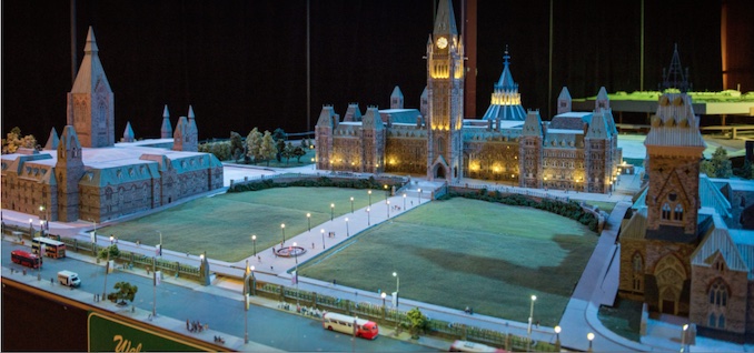 Little Canada brings big, fun, miniature cities to Dundas Square