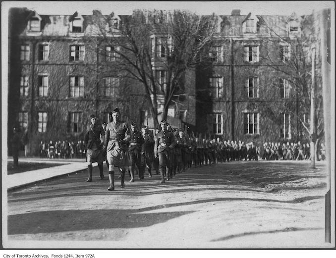 1915-Military processing leaving old Toronto General Hospital