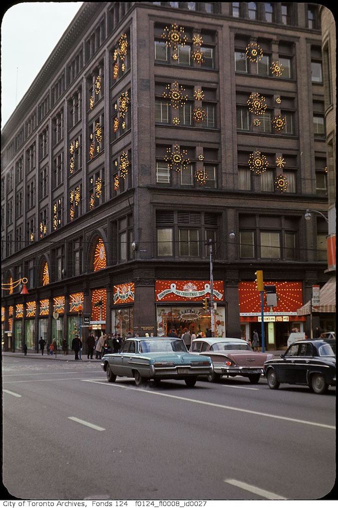 1963-Simpsons display windowChristmas