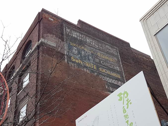 Ghost Signs Toronto - Stephan Petar - Jane's Walk event