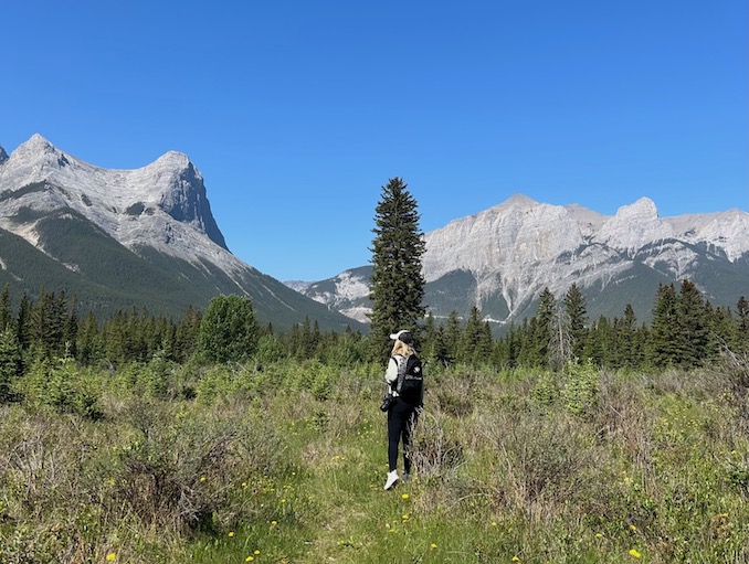 Canmore hiking - Sonya d