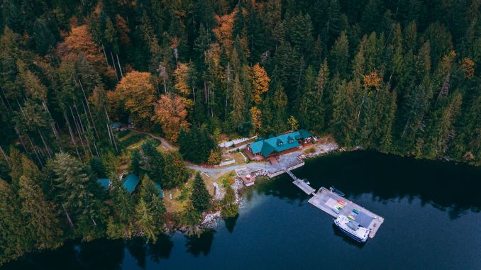 Indigenous Water-Based Activities and Guided Tours to Explore In British Columbia