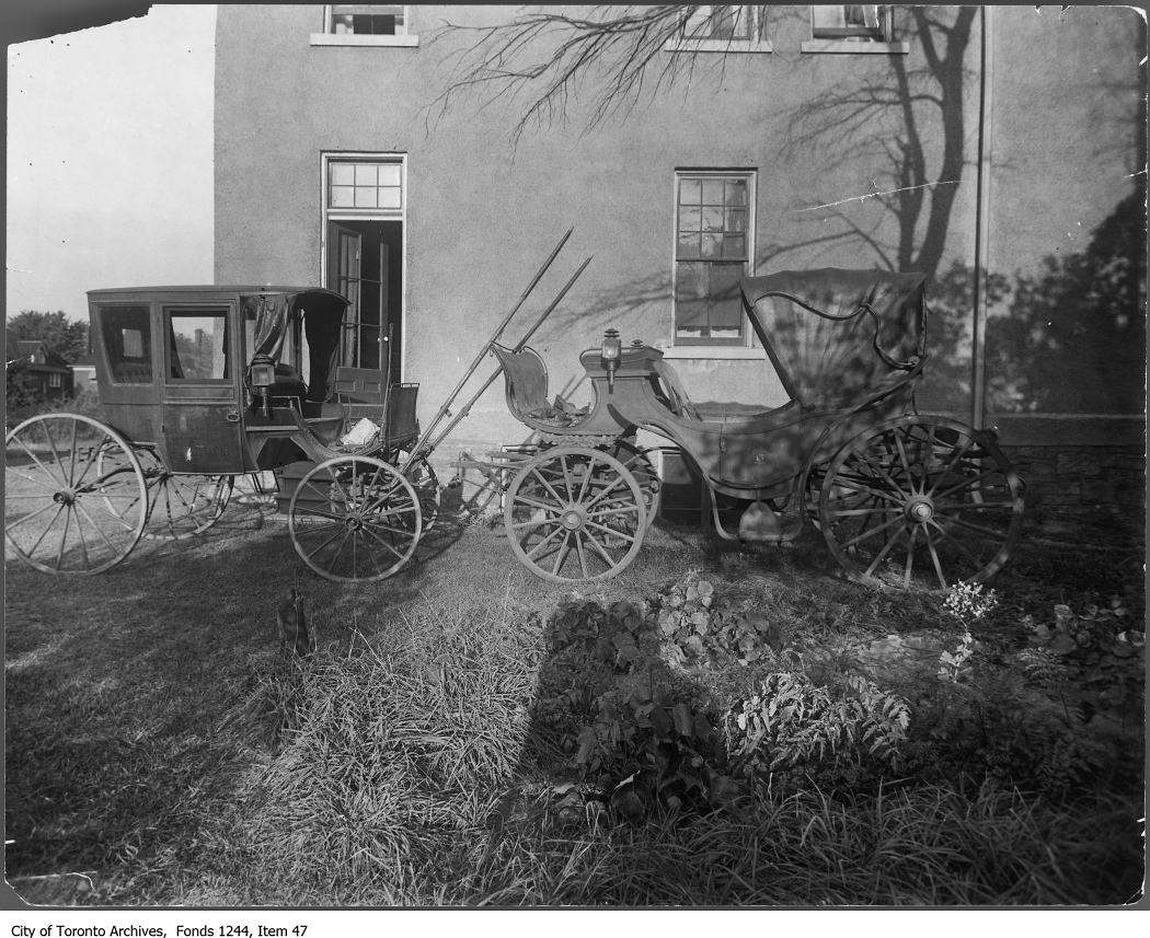 1908 - Colonel George T. Dennison's coaches, Dundas Street West