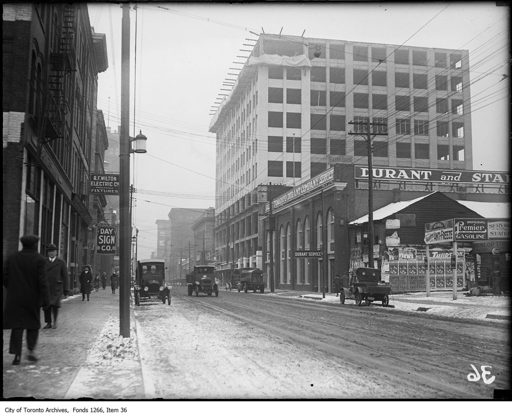 1922 - Richmond Street, looking east from York Street