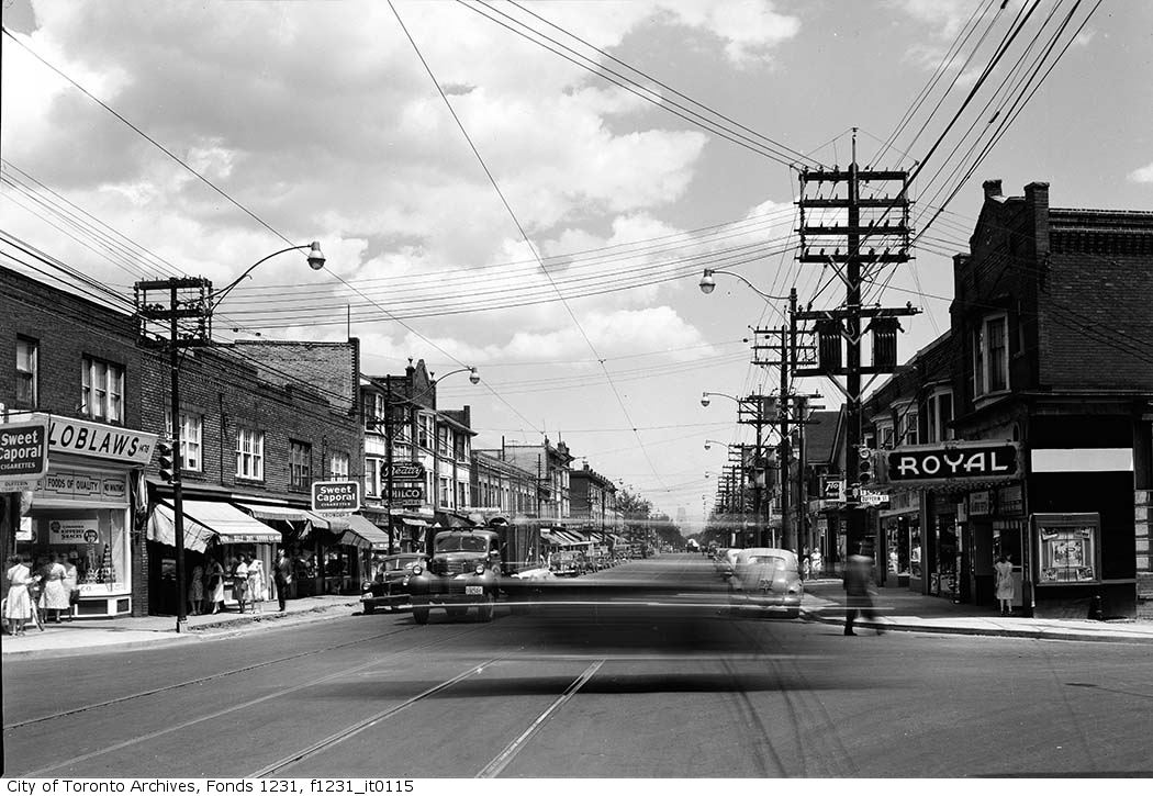 1951 - Dundas and Dufferin street - intersection looking east