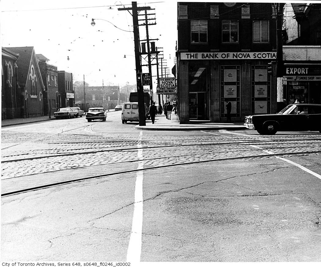 1968 - Spadina Avenue and Dundas Street West intersection-1