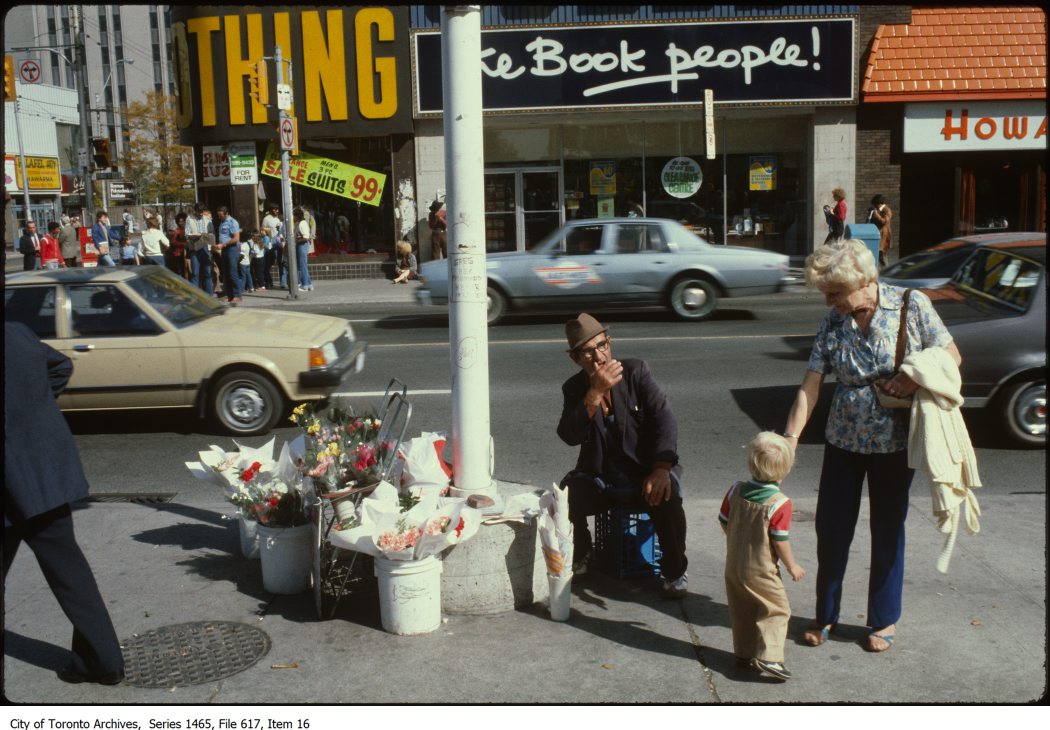 1977-1982 - Street vendor on Yonge Street at Dundas Street