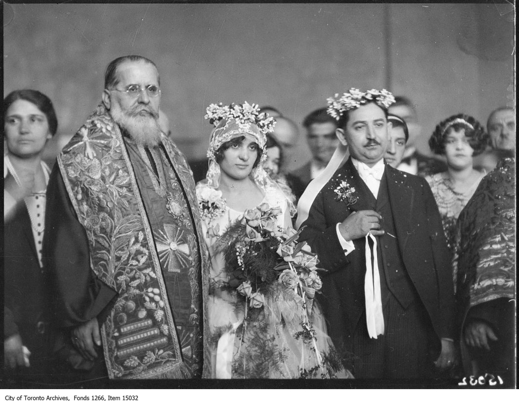 1928 - Mitchell-Biffas wedding, Archbishop Alexander, bride, groom