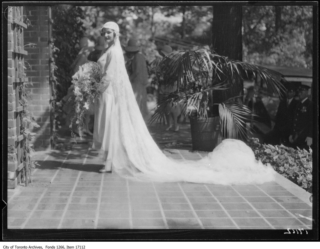 1929 - Gundy-Rykert wedding, bride with train