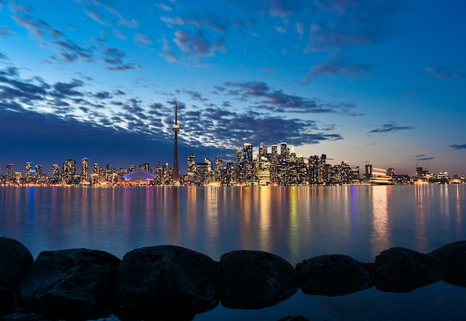 Toronto skyline at night.