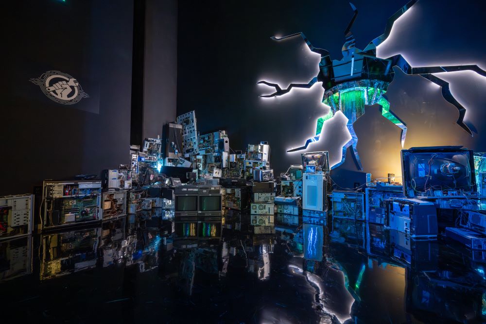 Craig Perlmutter Inspires Sustainable Change through Immersive Art and Technology