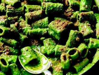 Recipe for Creamy Kale & Bean Pasta