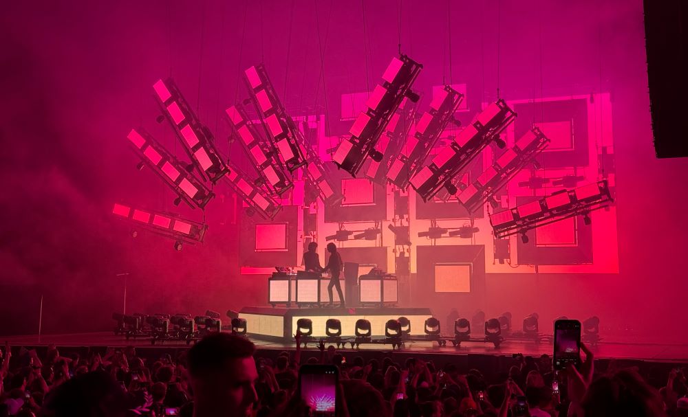 Justice Lights Up the Budweiser Stage
