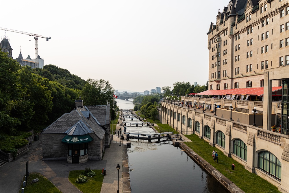 Fairmont and Lochs. Photo by Joel Levy
