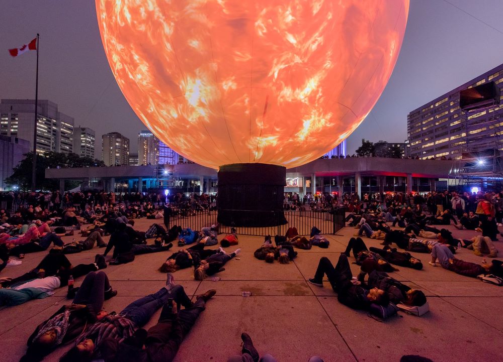 Nuit Blanche Gives Up