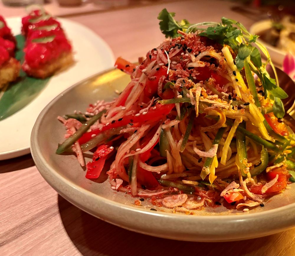 Soluna: A Warm Scape in the City