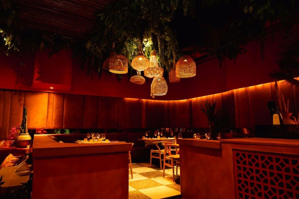 Soluna: A Warm Scape in the City