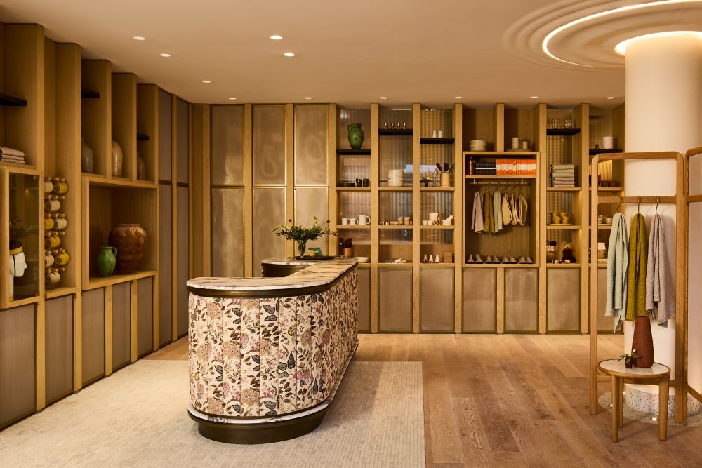 Inside The Royal Hotel, a Chic Getaway Just a Short Jaunt from Toronto