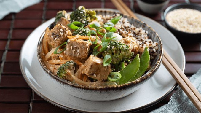 Recipe for Tempeh Stir Fry with Peanut Ginger Sauce