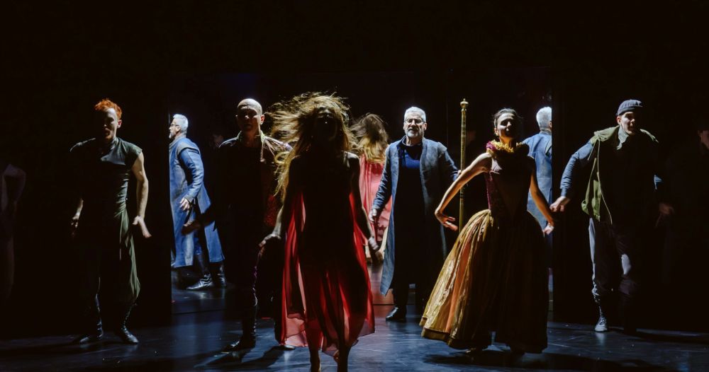 The Tragedy of Hamlet: Prince of Denmark Returns to the Elgin and Winter Garden Theatre (Review)