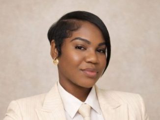 Mirror to the Mic