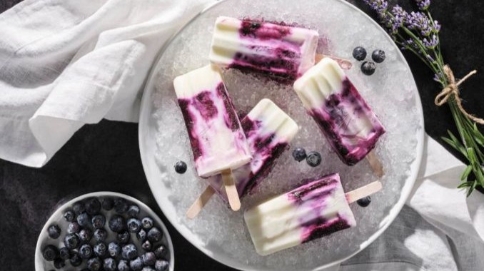 Recipe for Blueberry Lavender Yogurt Popsicles