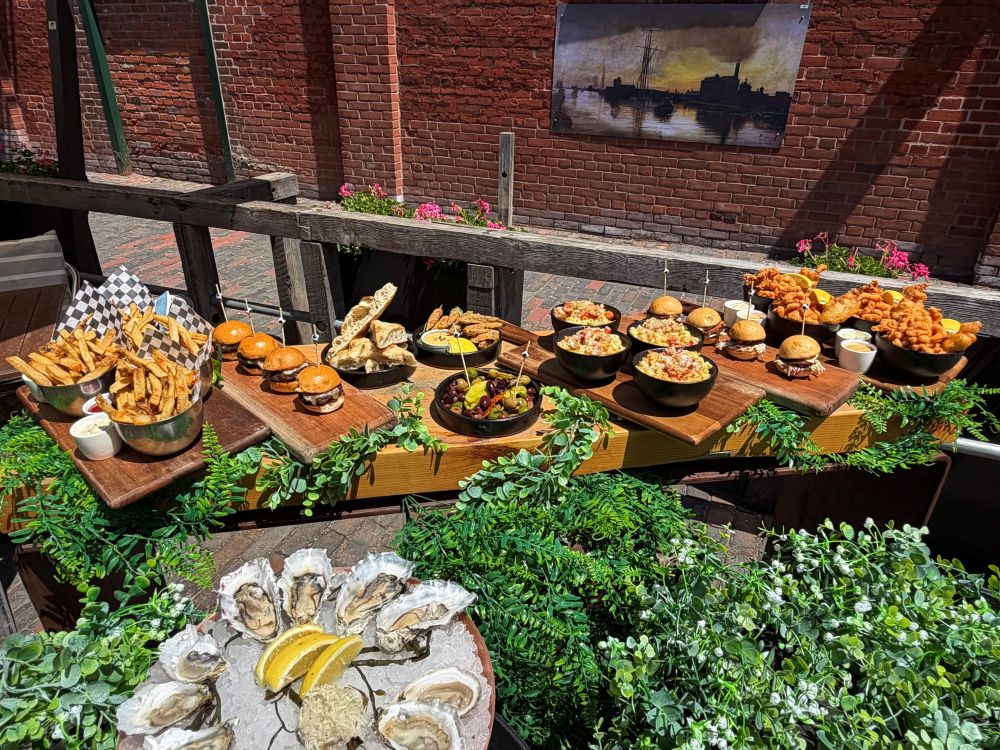 Toronto's Best Summer Patios Escapes
