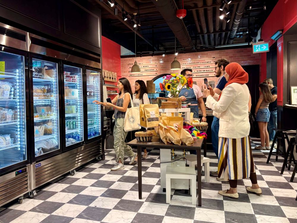 Chef Elia Herrera opens TECOLOTE MARKET at St. Lawrence Market